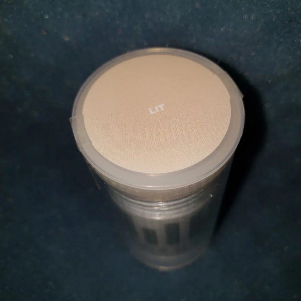 Milk makeup highlighter!! - Picture 3 of 4